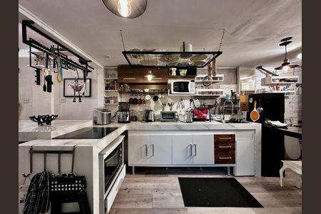 Apartamento para alugar com 120m², 2 quartos e sem vaga Apartamento para alugar com 120m², 2 quartos e sem vagaCozinha