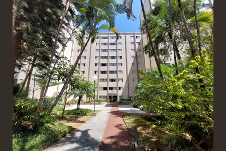 Apartamento à venda com 69m², 3 quartos e 2 vagas Apartamento à venda com 69m², 3 quartos e 2 vagasFachada