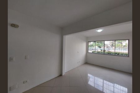 Apartamento à venda com 69m², 3 quartos e 2 vagas Apartamento à venda com 69m², 3 quartos e 2 vagasSala