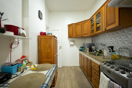 Apartamento para alugar com 70m², 2 quartos e 1 vagaCozinha