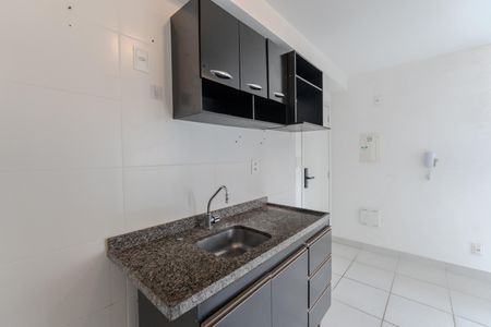 Apartamento para alugar com 39m², 2 quartos e sem vagaCozinha e Área de Serviço