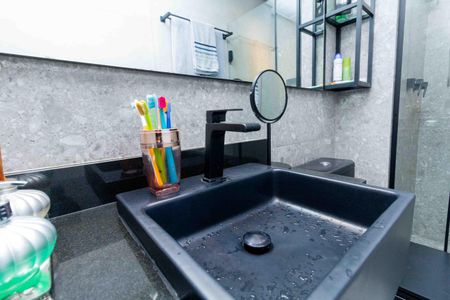 Apartamento à venda com 63m², 2 quartos e 1 vagaBanheiro 2