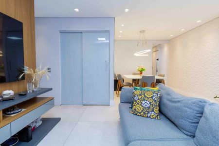 Apartamento à venda com 63m², 2 quartos e 1 vagaSala