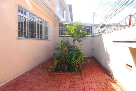 Casa à venda com 280m², 2 quartos e 3 vagas Casa à venda com 280m², 2 quartos e 3 vagasÁrea comum