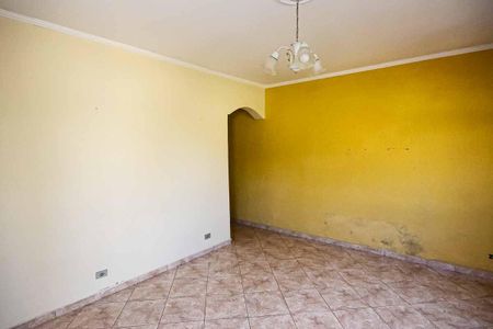 Casa à venda com 280m², 2 quartos e 3 vagas Casa à venda com 280m², 2 quartos e 3 vagasSala
