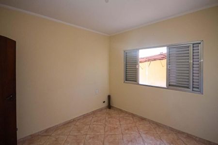 Casa à venda com 280m², 2 quartos e 3 vagas Casa à venda com 280m², 2 quartos e 3 vagasQuarto 2