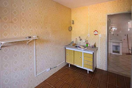 Casa à venda com 280m², 2 quartos e 3 vagas Casa à venda com 280m², 2 quartos e 3 vagasQuarto de Serviço