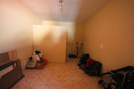 Casa à venda com 280m², 2 quartos e 3 vagas Casa à venda com 280m², 2 quartos e 3 vagasQuarto de Serviço