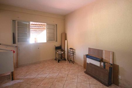 Casa à venda com 280m², 2 quartos e 3 vagas Casa à venda com 280m², 2 quartos e 3 vagasQuarto de Serviço