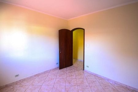 Casa à venda com 280m², 2 quartos e 3 vagas Casa à venda com 280m², 2 quartos e 3 vagasQuarto 1
