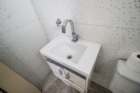 Casa à venda com 350m², 6 quartos e 2 vagas Casa à venda com 350m², 6 quartos e 2 vagasLavabo casa 2