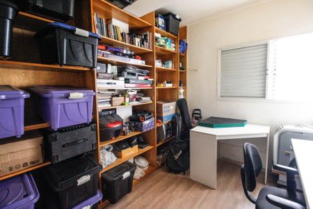 Casa à venda com 350m², 6 quartos e 2 vagas Casa à venda com 350m², 6 quartos e 2 vagasQuarto 1 casa 2