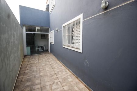 Casa à venda com 350m², 6 quartos e 2 vagas Casa à venda com 350m², 6 quartos e 2 vagasQuintal casa 2