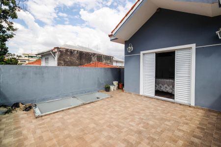 Casa à venda com 350m², 6 quartos e 2 vagas Casa à venda com 350m², 6 quartos e 2 vagasSuíte Varanda casa 1