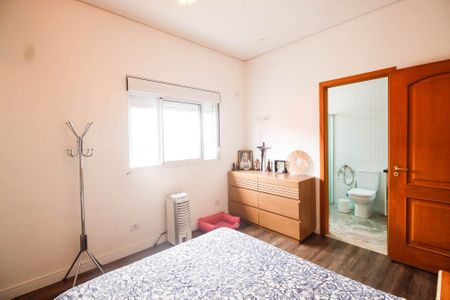 Casa à venda com 350m², 6 quartos e 2 vagas Casa à venda com 350m², 6 quartos e 2 vagasSuíte 2 casa 1