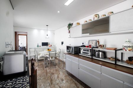 Casa à venda com 350m², 6 quartos e 2 vagas Casa à venda com 350m², 6 quartos e 2 vagasCozinha casa 1