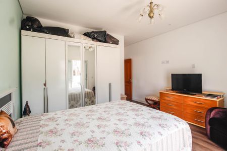 Casa à venda com 350m², 6 quartos e 2 vagas Casa à venda com 350m², 6 quartos e 2 vagasSuíte casa 1