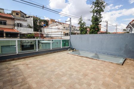 Casa à venda com 350m², 6 quartos e 2 vagas Casa à venda com 350m², 6 quartos e 2 vagasSuíte Varanda casa 1