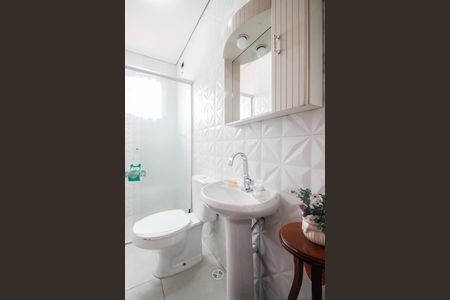 Casa à venda com 350m², 6 quartos e 2 vagas Casa à venda com 350m², 6 quartos e 2 vagasBanheiro de serviço casa 1