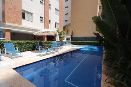 Apartamento para alugar com 60m², 1 quarto e 1 vagaÁrea comum - Piscina