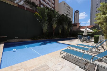 Apartamento para alugar com 60m², 1 quarto e 1 vagaÁrea comum - Piscina