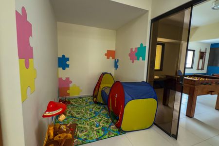 Apartamento para alugar com 135m², 3 quartos e 2 vagasÁrea comum - Playground