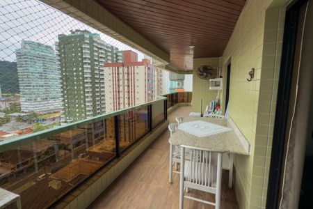 Apartamento para alugar com 135m², 3 quartos e 2 vagasVaranda