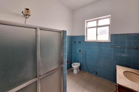 Apartamento para alugar com 129m², 2 quartos e sem vagaBanheiro
