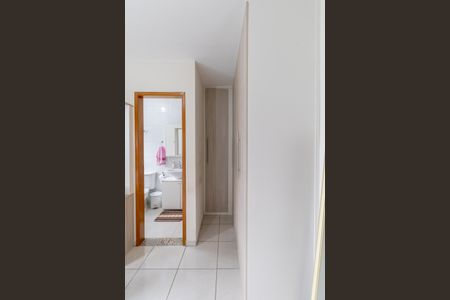 Casa de condomínio à venda com 71m², 2 quartos e 1 vagaSuíte 2