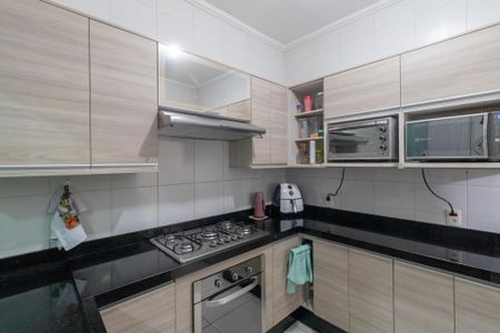 Casa de condomínio à venda com 71m², 2 quartos e 1 vagaCozinha