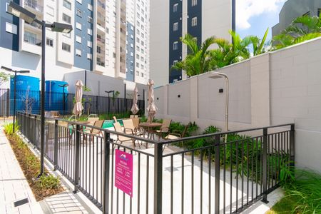 Apartamento para alugar com 38m², 2 quartos e sem vagaÁrea comum 