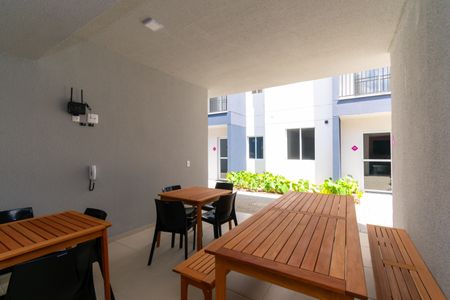 Apartamento para alugar com 38m², 2 quartos e sem vagaÁrea comum - Churrasqueira