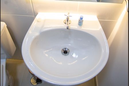 Apartamento para alugar com 44m², 2 quartos e sem vagaBanheiro