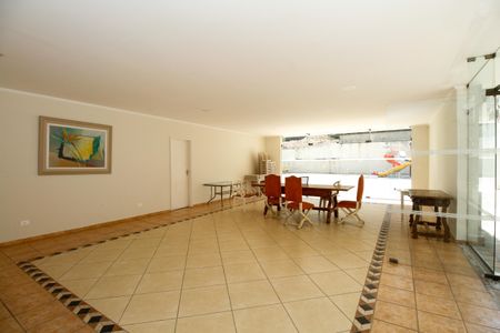 Apartamento para alugar com 117m², 2 quartos e 1 vagaÁrea Comum - Salão de Festas