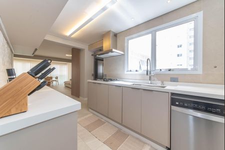 Apartamento à venda com 110m², 2 quartos e 2 vagasCozinha