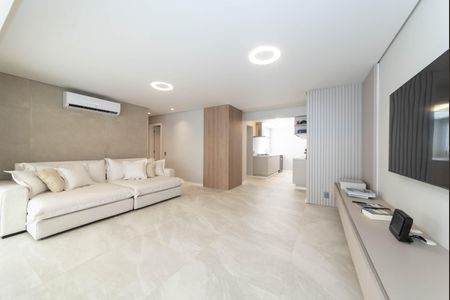 Apartamento à venda com 110m², 2 quartos e 2 vagasSala- Varanda Integrada