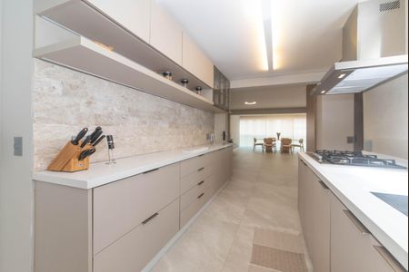 Apartamento à venda com 110m², 2 quartos e 2 vagasCozinha