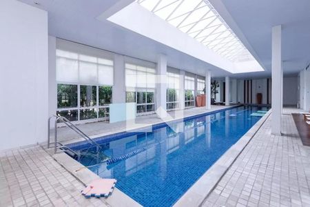 Apartamento à venda com 110m², 2 quartos e 2 vagasÁrea comum - Piscina