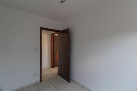 Casa à venda com 253m², 3 quartos e 2 vagasQuarto 2