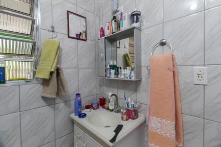 Casa à venda com 253m², 3 quartos e 2 vagasBanheiro 2