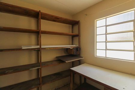 Casa à venda com 253m², 3 quartos e 2 vagasQuarto de Serviço