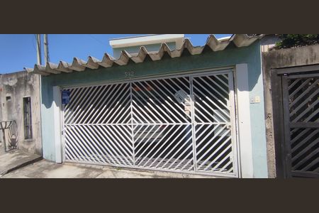 Casa à venda com 253m², 3 quartos e 2 vagasFachada