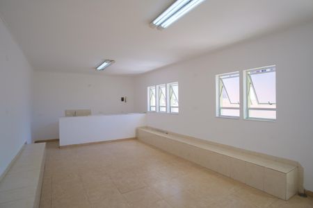 Casa para alugar com 300m², 4 quartos e 4 vagasEdícula Salão 2