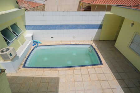 Casa para alugar com 300m², 4 quartos e 4 vagasQuintal