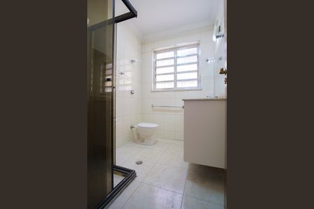 Casa para alugar com 300m², 4 quartos e 4 vagasBanheiro Social