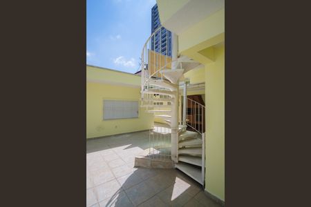 Casa para alugar com 300m², 4 quartos e 4 vagasEdícula