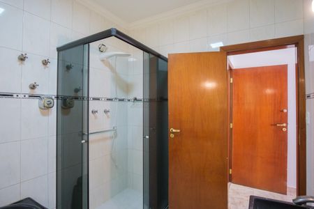 Casa para alugar com 300m², 4 quartos e 4 vagasBanheiro da Suíte
