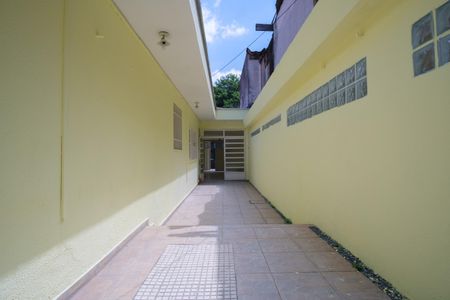Casa para alugar com 300m², 4 quartos e 4 vagasQuintal