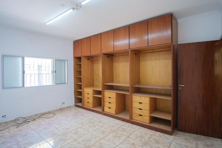 Casa para alugar com 300m², 4 quartos e 4 vagasQuarto 1