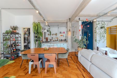 Apartamento à venda com 190m², 2 quartos e 1 vaga Apartamento à venda com 190m², 2 quartos e 1 vagaSala